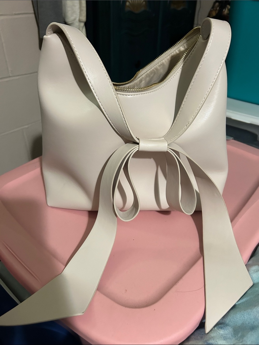 AOTA Elegant Cream Bow-Accent Women's Shoulder Bag